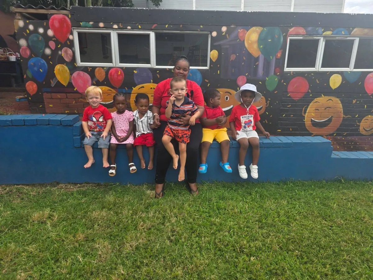 Valentine’s Day picnic at Emojis, photo 1 of 60